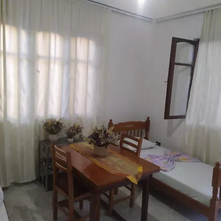 Dili Guest * Tirana